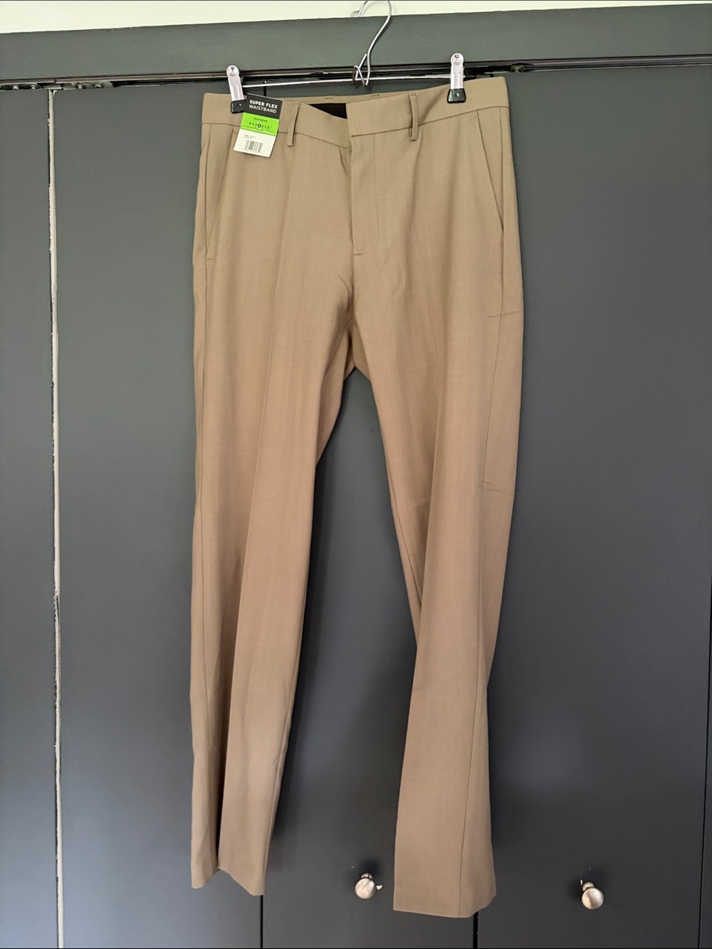 NWT Haggar Men's Tan Dress Pants - Super Flex Waistband